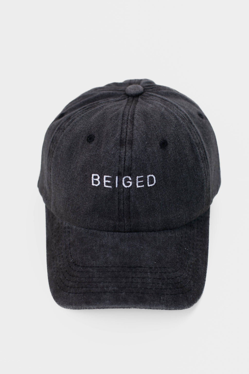 Beiged cap - Washed black