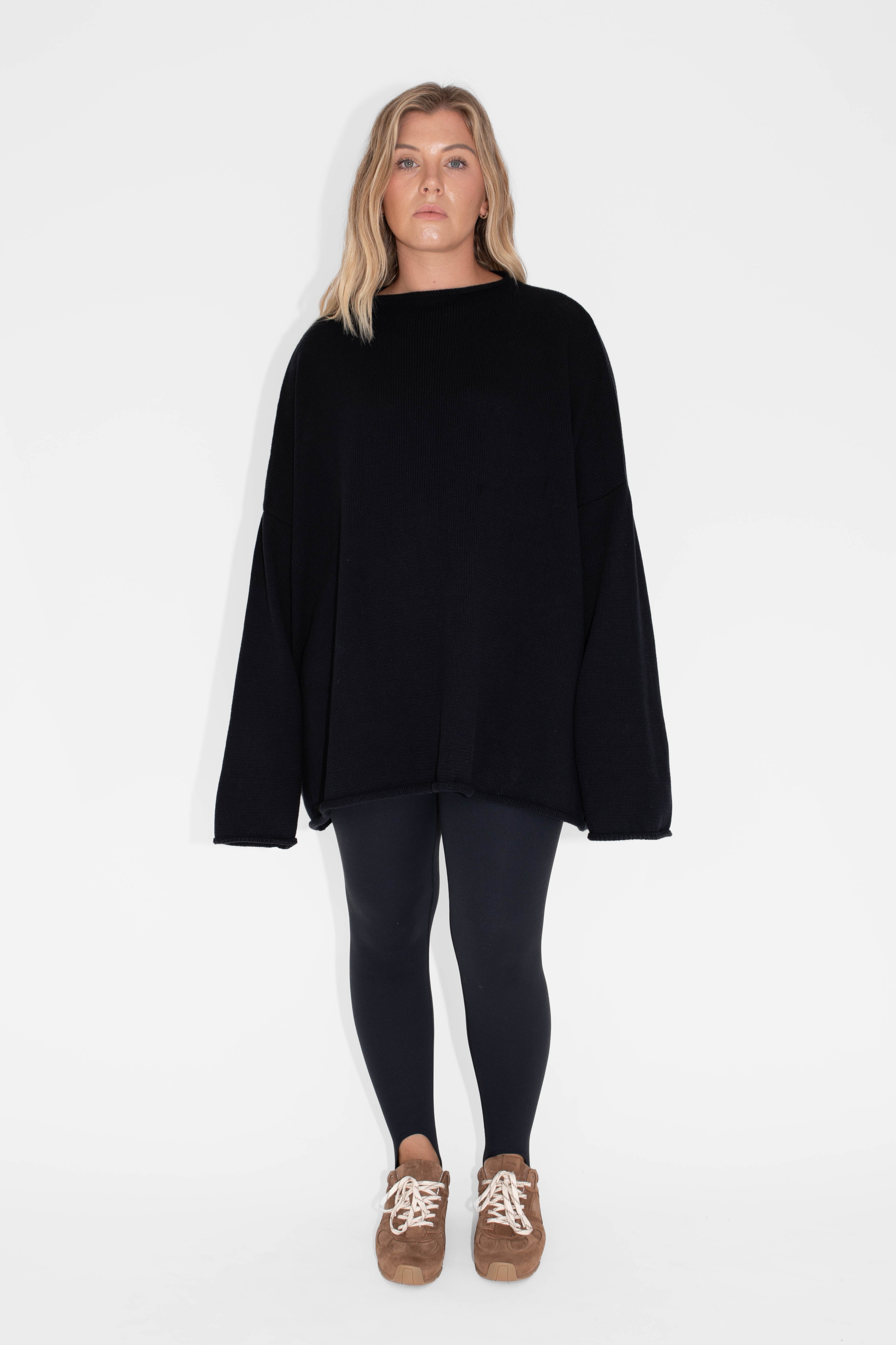 Rolled neck sweater - black