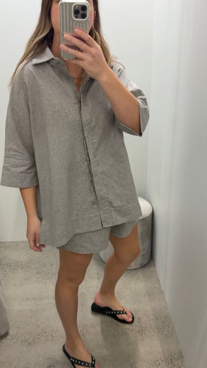Khaki houndstooth shorts