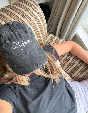 Distressed Cap - washed black